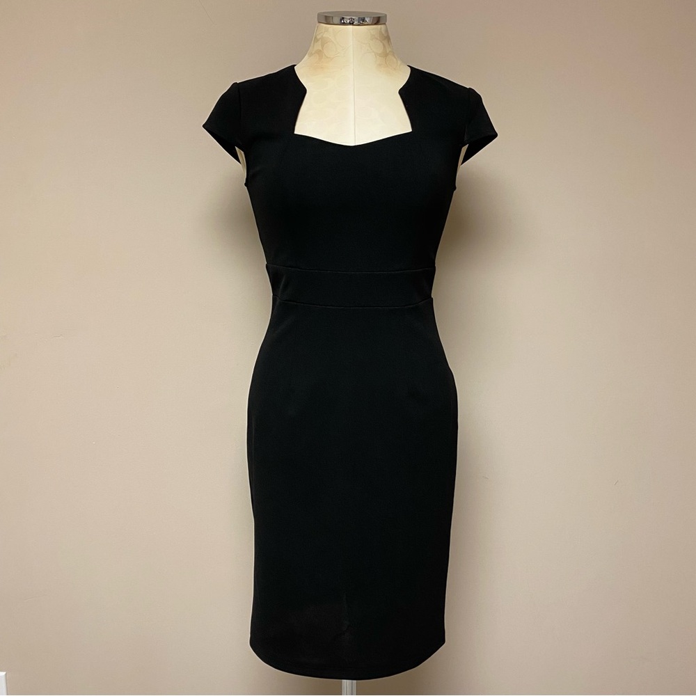 Zapaka Sheath Dress
